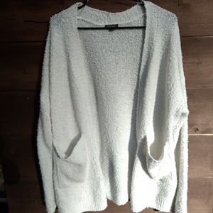 White Cardigan with pockets